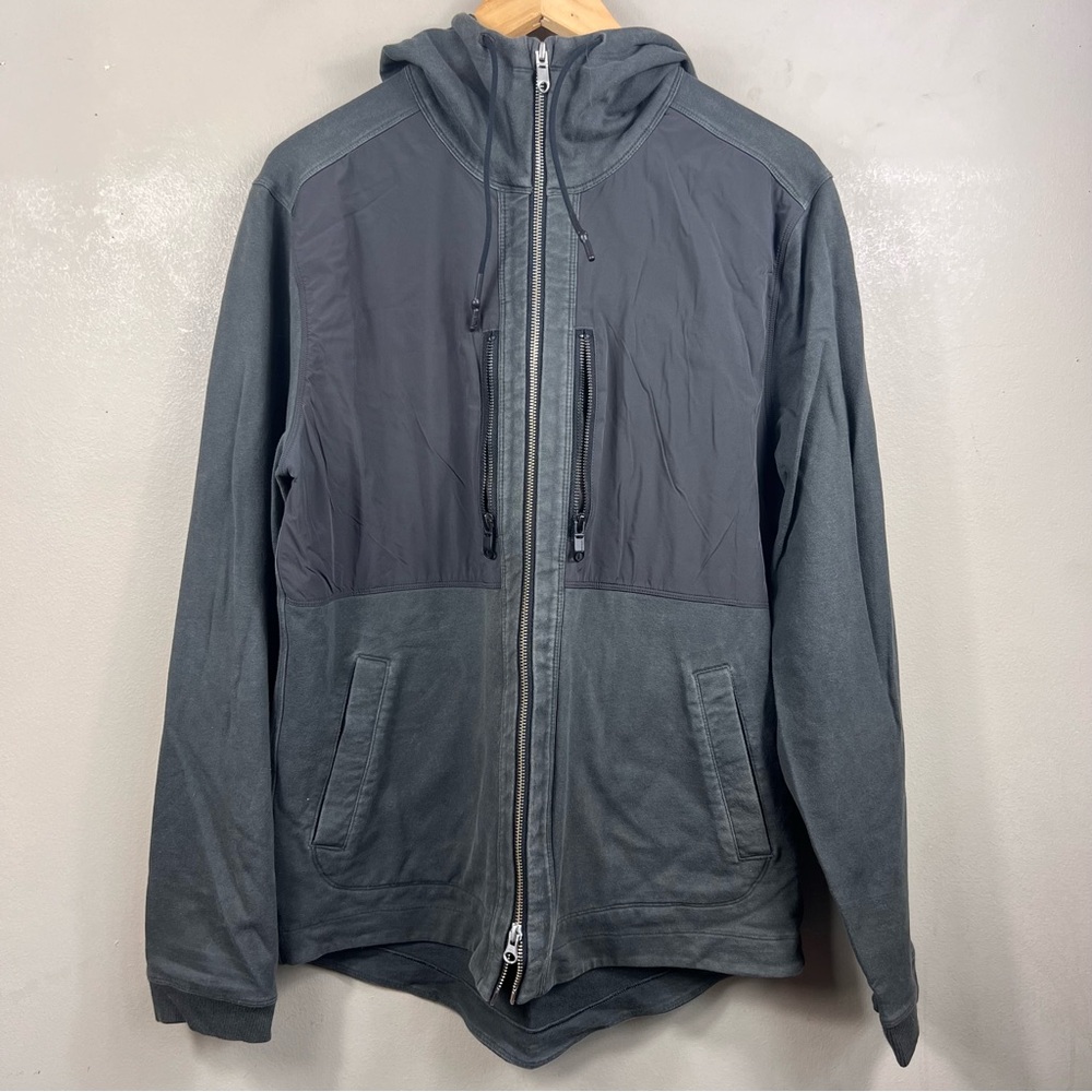 lululemon athletica Men's Jacket in Charcoal Gray